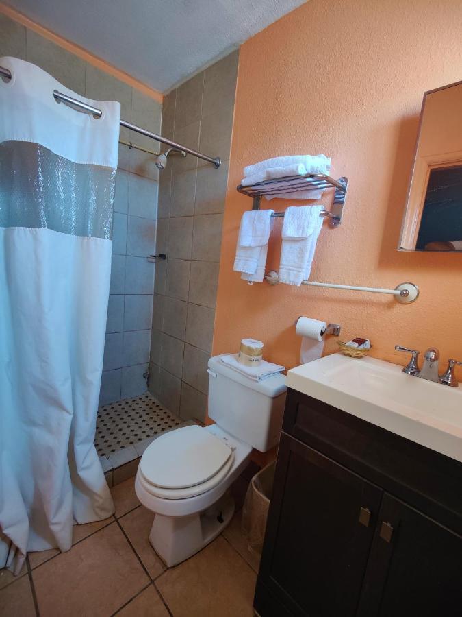 Western Motel Deming Bagian luar foto