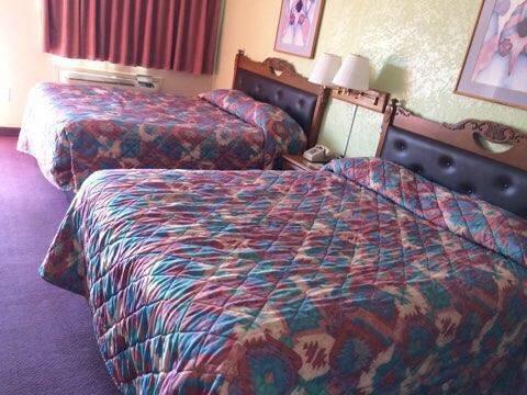 Western Motel Deming Bagian luar foto